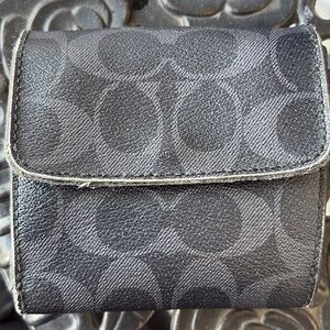 COACH Leather Trifold Small Wallet Navy